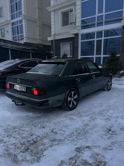 Продам мерседес 124