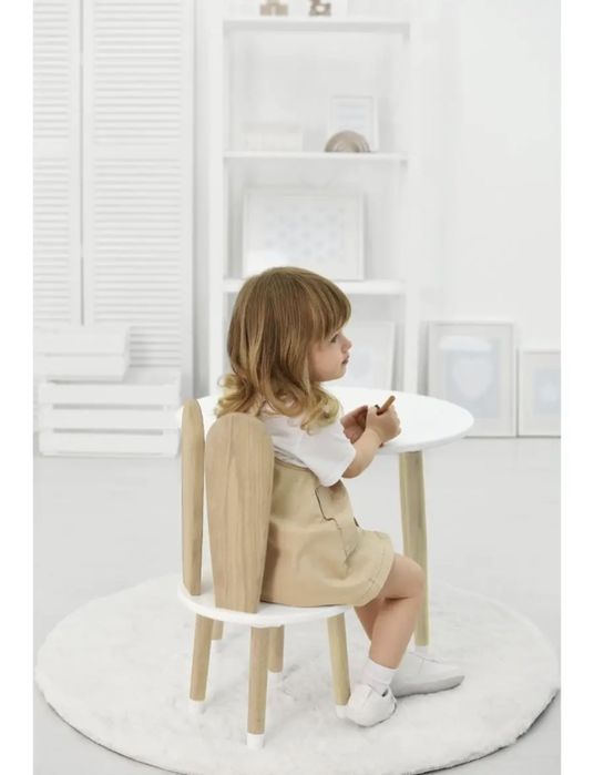 Детский стол и стул