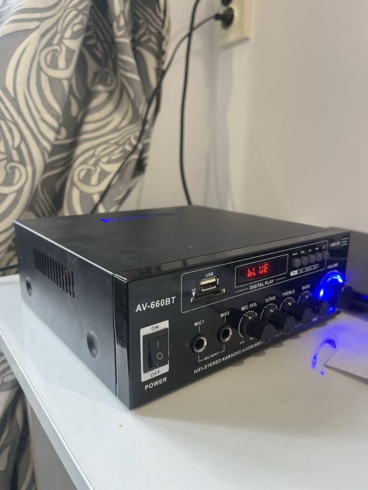 Усилвател AV660-BT