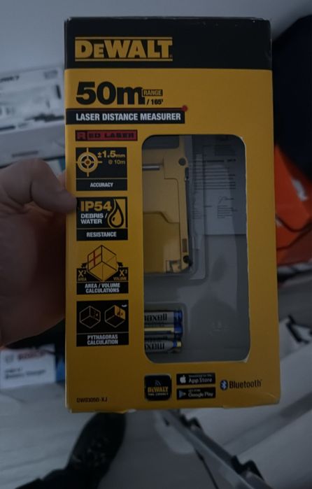 telemetru laser DeWalt DW03050-XJ