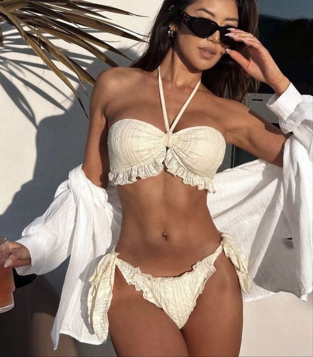 Бански от две части С