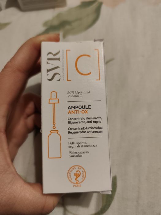 Серуми за лице SVR