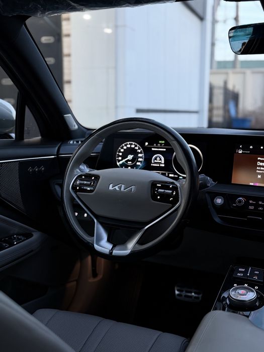 Kia K8 Full Options 2023 yil 26.000 km