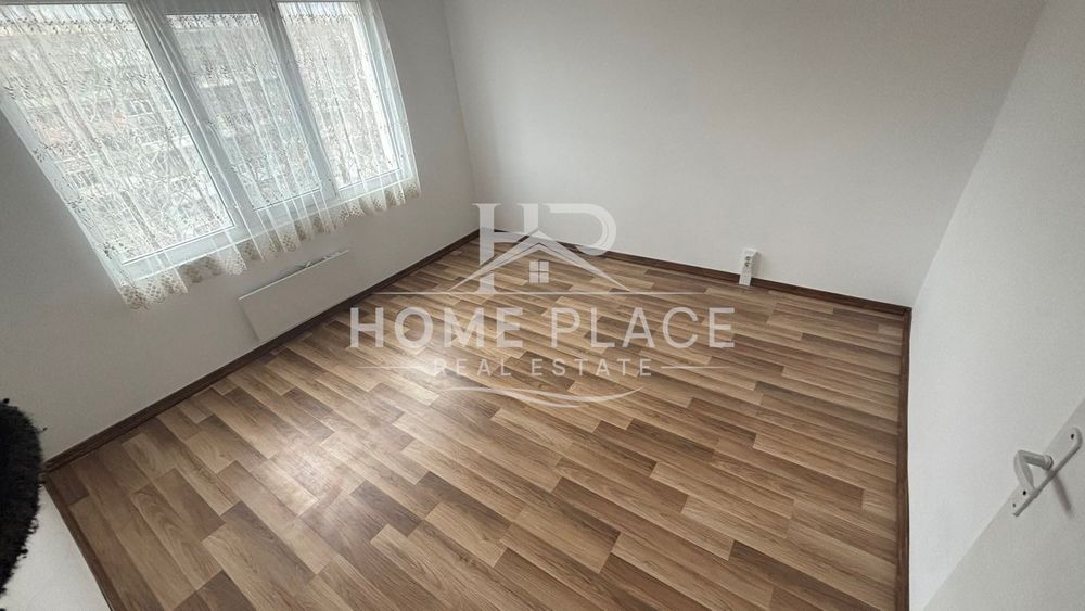 Продава се Четиристаен апартамент в Варна, Цветен квартал - 86 кв.м за 1091 €/кв.м - Снимка #8