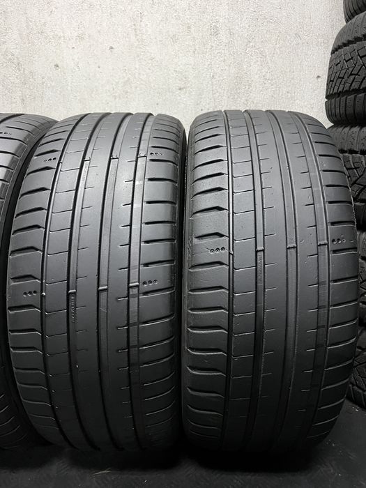 245/45/18 MICHELIN