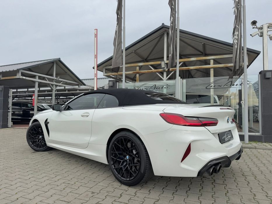 Кола за Бал Свадба под Наем Бмв м8 Компетъшън