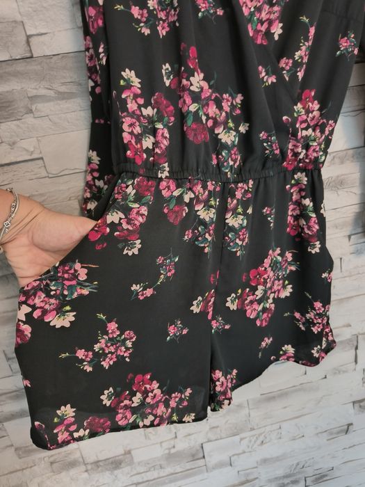 Salopeta dama pantaloni scurți