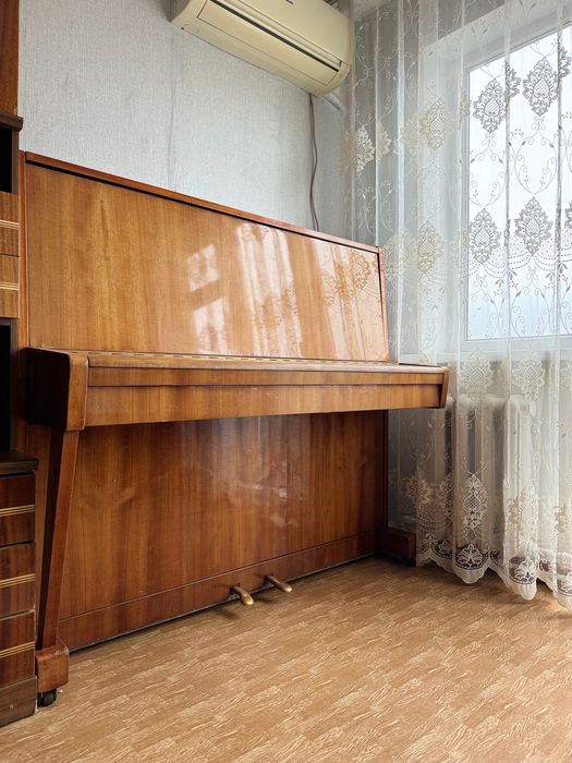 Пианино Октава