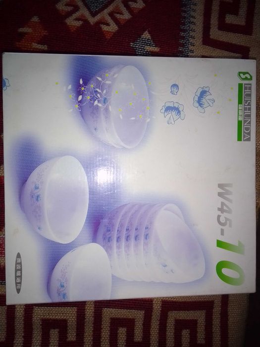 Продам набор фарфоровых пиалок