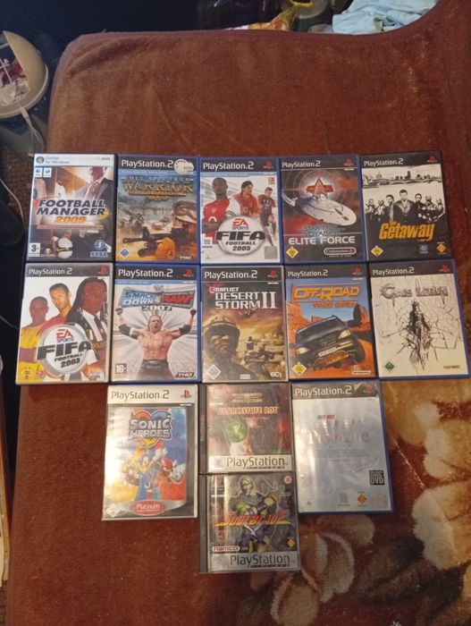 14 jocuri PSP 2 de vanzare