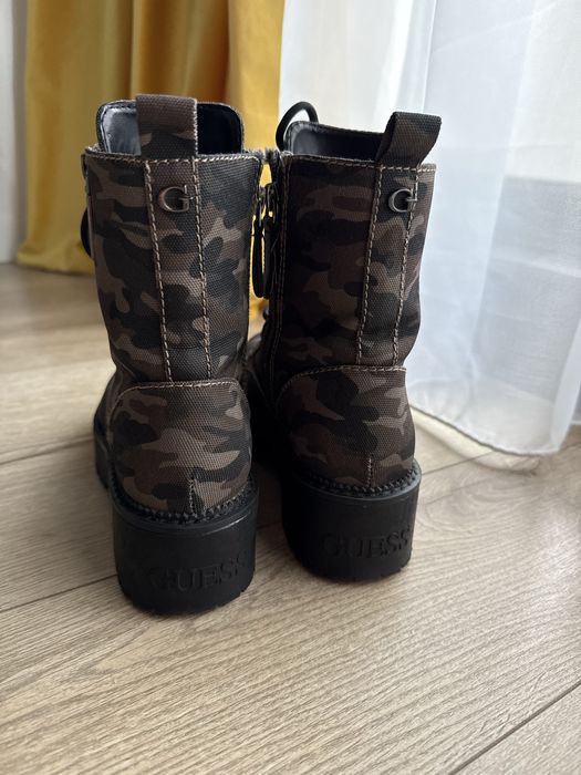 Ghete  Guess army