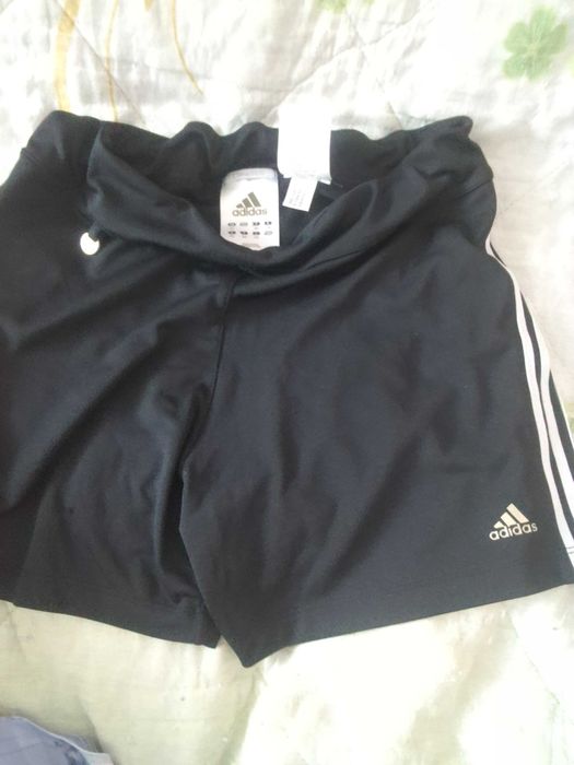 Оригинални дамски спортни шорти Adidas Clima365 (Размер S/м