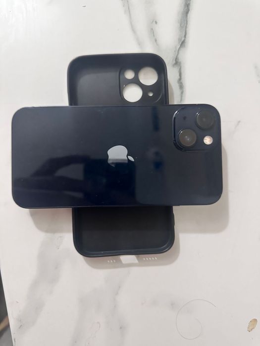 Айфон 13 продам или обмен 128 гб 76 емкость