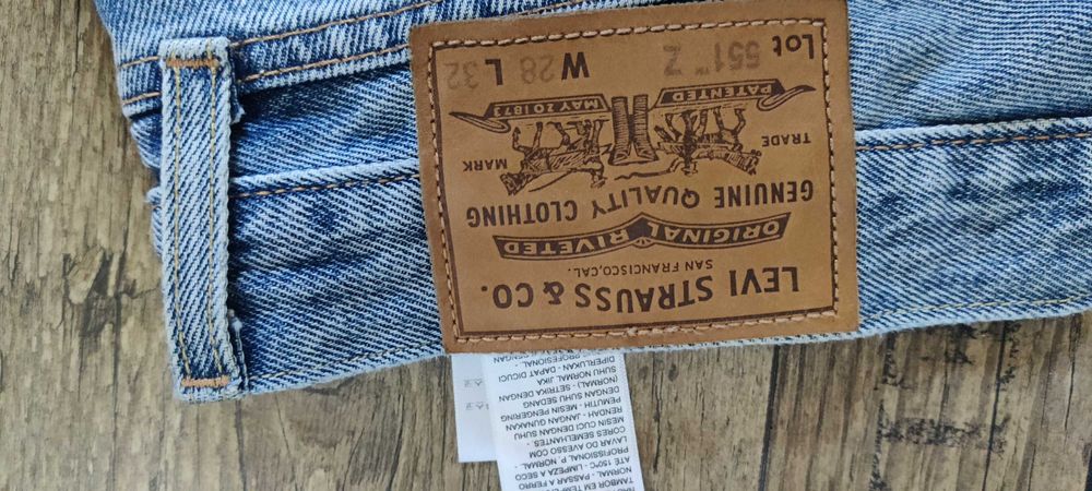 Мъжки дънки levis размер M