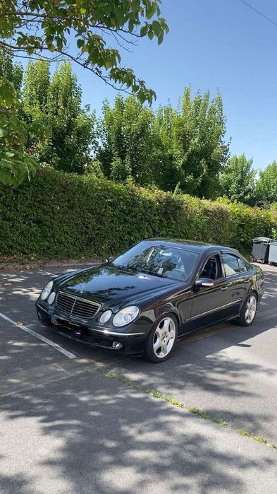 Mercedes E class