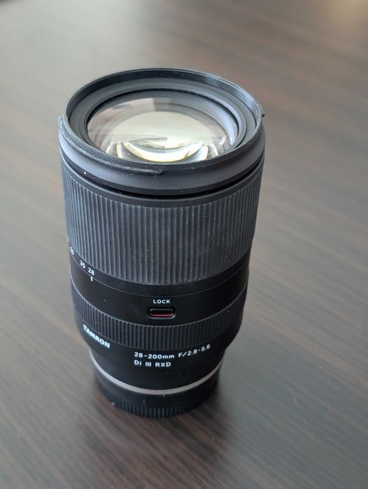 Обектив Tamron 28-200 mm f / 2.8-5.6 DI III RXD  за Sony E (FE)