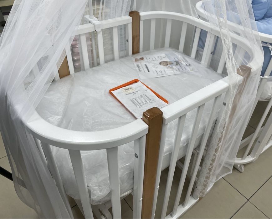 Продам детскую кроватку