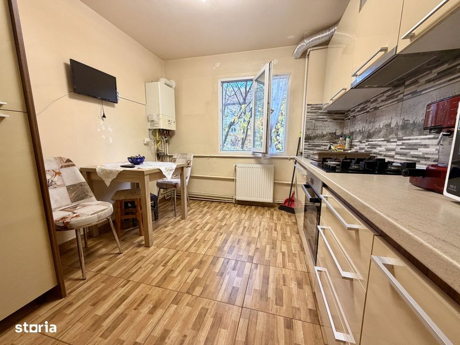 Apartament cu 3 camere, mobilat si utilat modern - zona Circumvalatiun