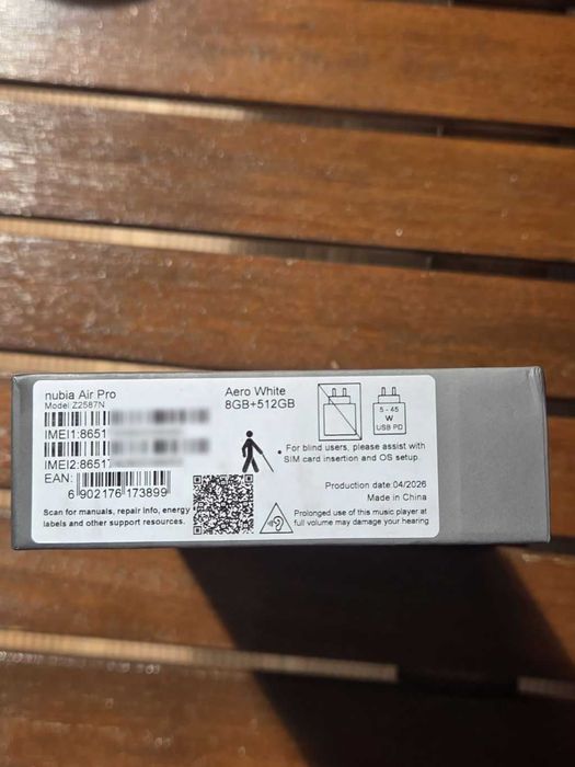 ZTE nubia Air Pro - 20GB RAM/ 512GB ROM