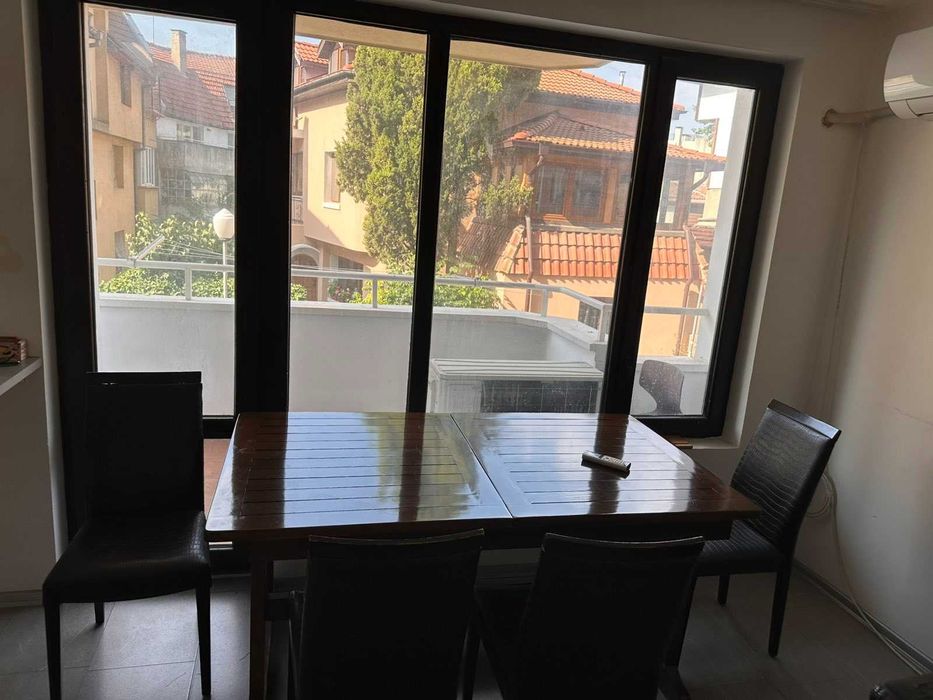 Дава се под наем Тристаен апартамент в Варна, Център - 100 кв.м за 820 € - Снимка #5