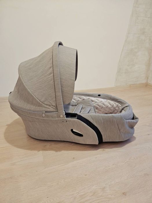 Бебешка количка Stokke Xplori V6 + зимен чувал