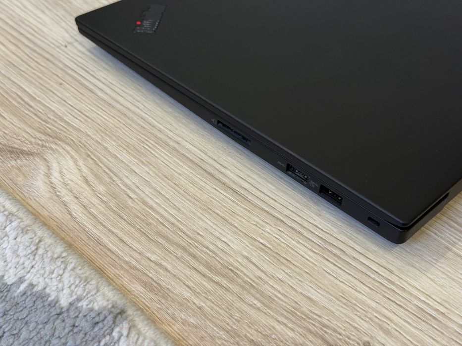 16’ 2.5K 165Hz Core i7-12800H  Lenovo Thinkpad P1 Gen 5  RTX A2000 8GB  32B DDR5  512GB SSD