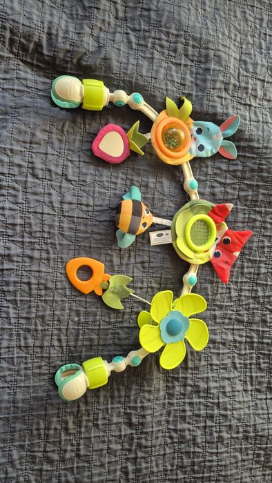 Бебешки играчки Tiny love