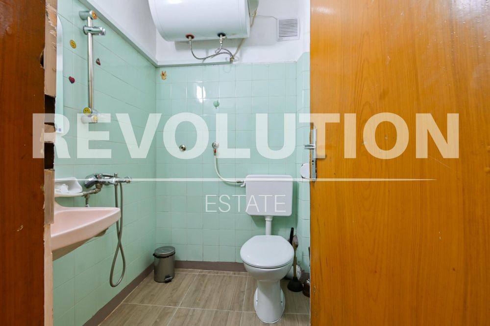 Дава се под наем Двустаен апартамент в София, Център - 70 кв.м за 500 € - Снимка #9