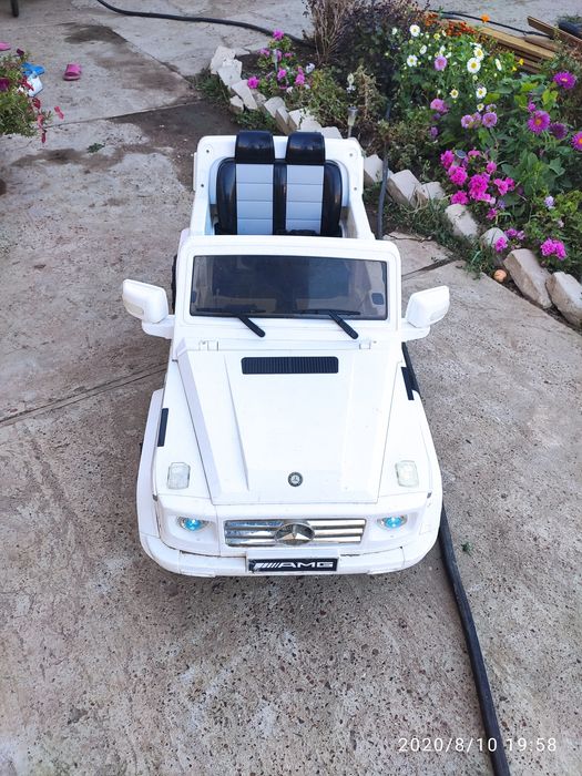 Продам детский электромобиль