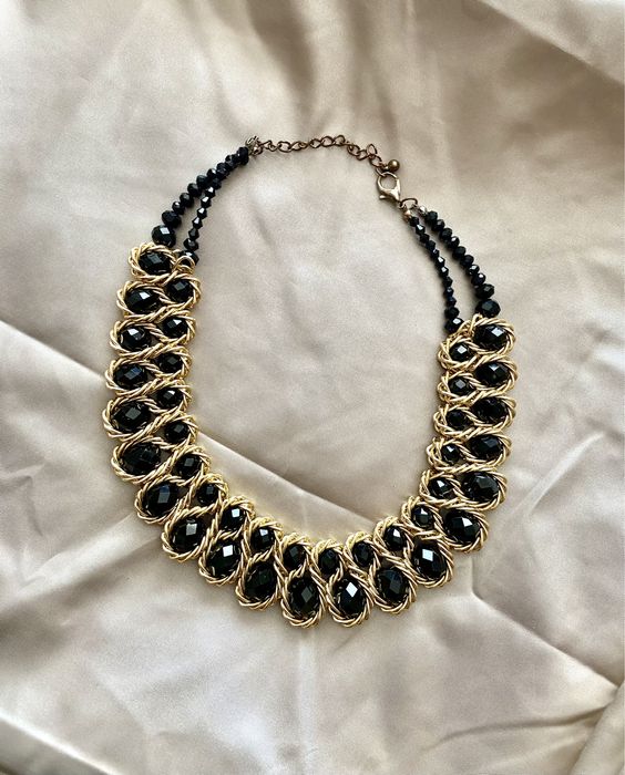 Подвески комплекты украшений