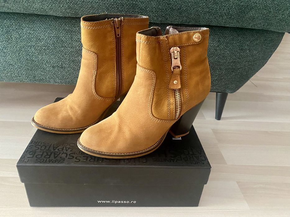 Ghete piele intoarsa 38 Aldo