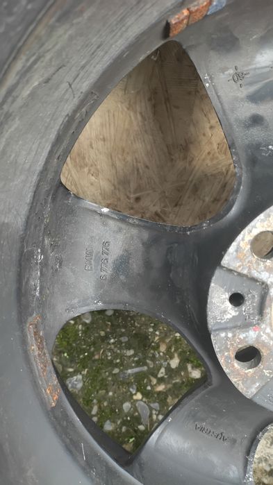 Vând jante BMW r17 preț 600 ron