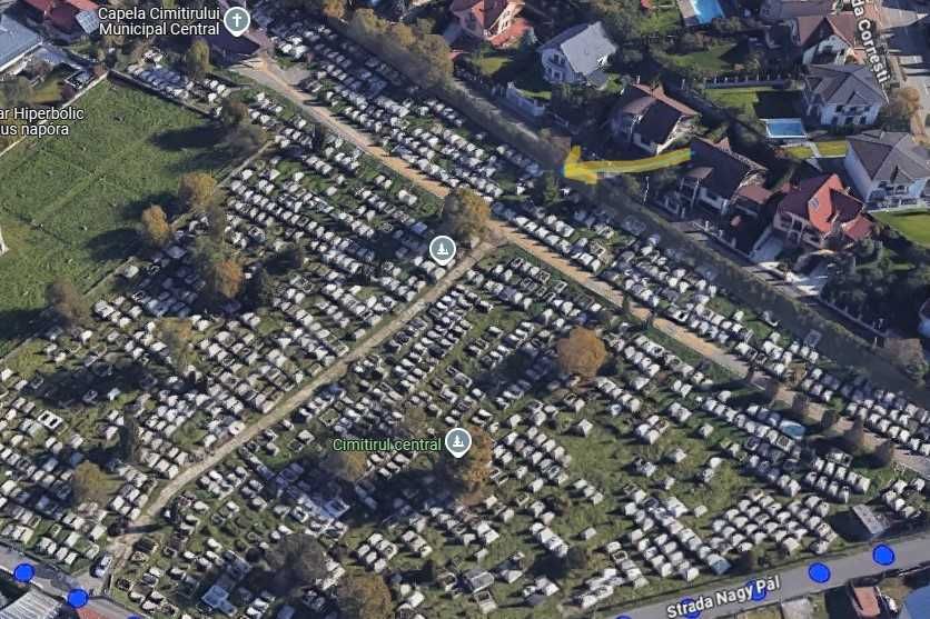 loc de veci la cimitir