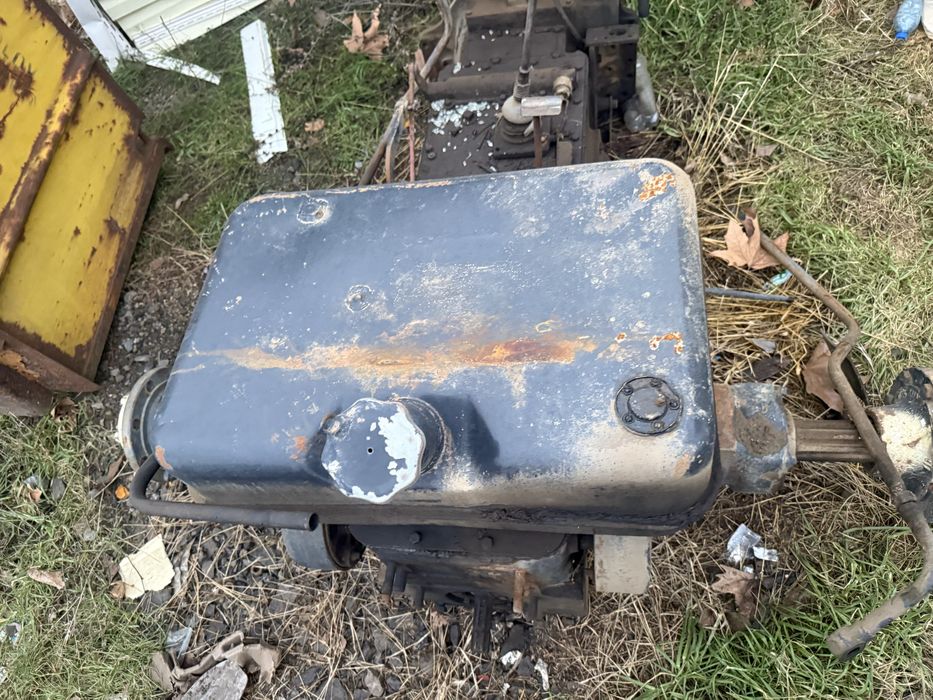 Трактор юмз на части