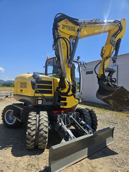 Excavator Takeuchi Rototilt FR 280 2016