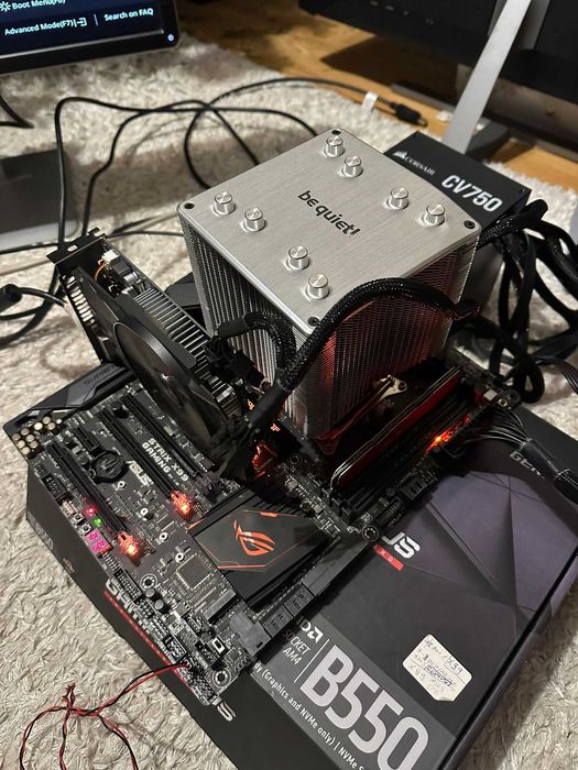 Placa de Baza Asus ROG STRIX X99 GAMING cu CPU Intel Xeon E5-2680 v4