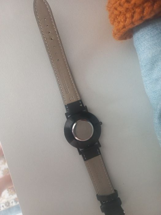 Часы наручные ARMANDA