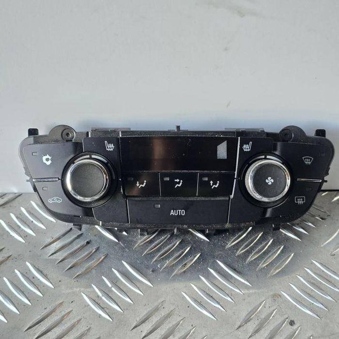 Panou Comanda clima incalzire scaune Opel Insignia A
