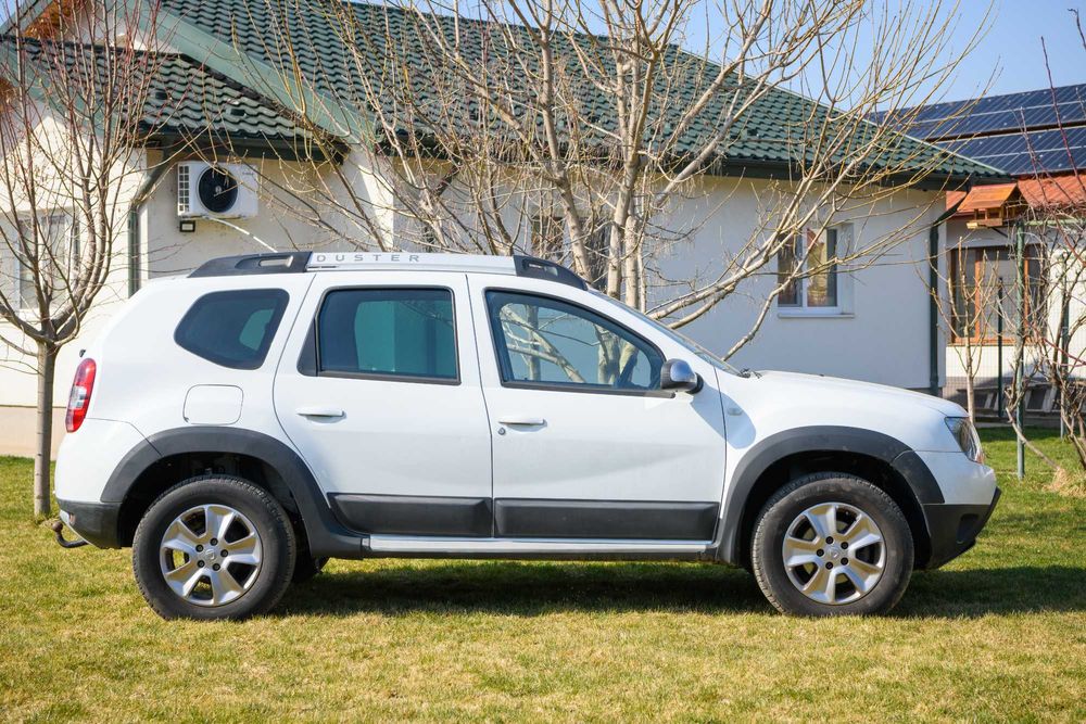 Dacia Duster 1.5 dCi 4x4 recent adus