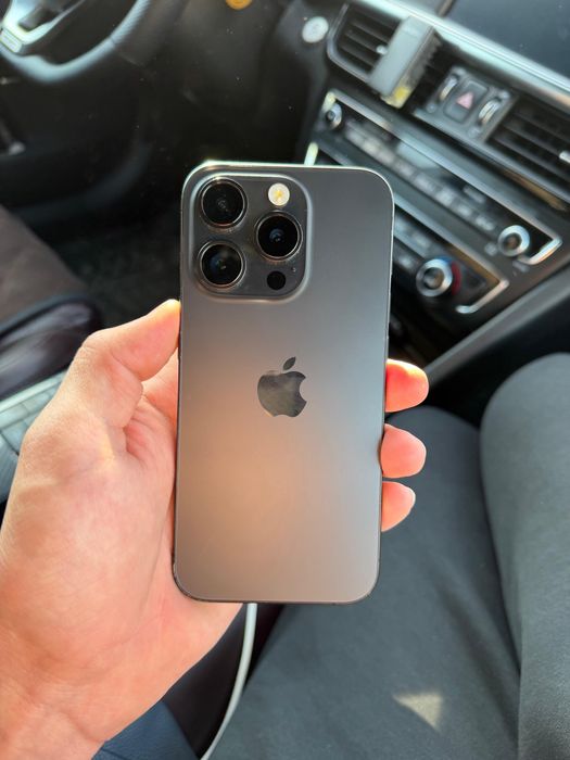 Продам айфон 15про