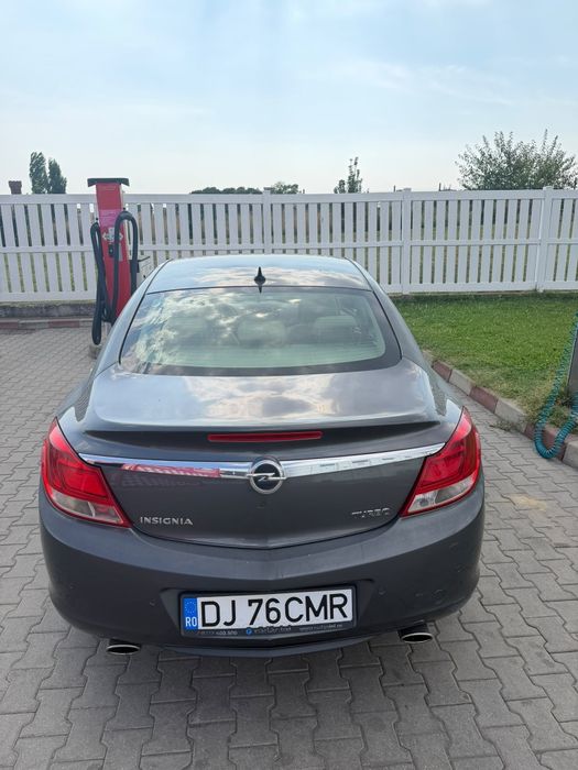 Opel insigna 2012 masină foarte rară