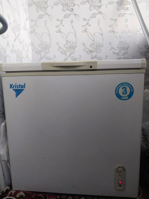 Срочно продам морозильную камеру