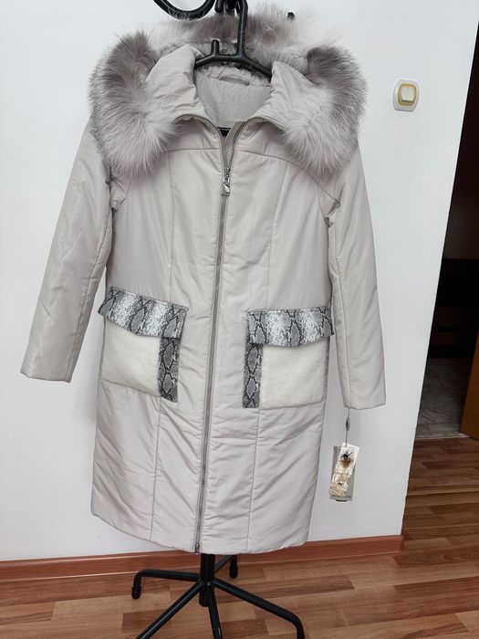 Женский пуховик, шуба