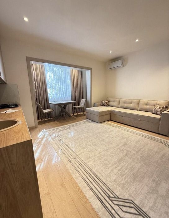 Продаётся на Дархане 2ком