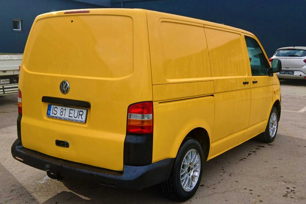 VW Transporter T5 – Fiabil și economic.