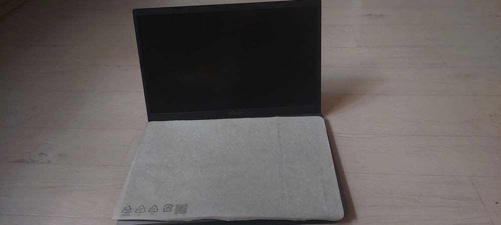 Ноутбук ASUS новый