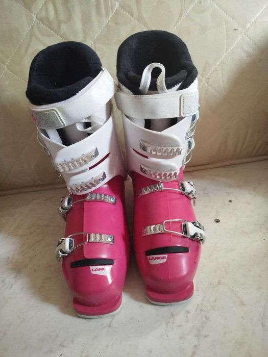 Продаются горнолыжные ботинки