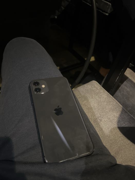 Iiphon11 қара түсте