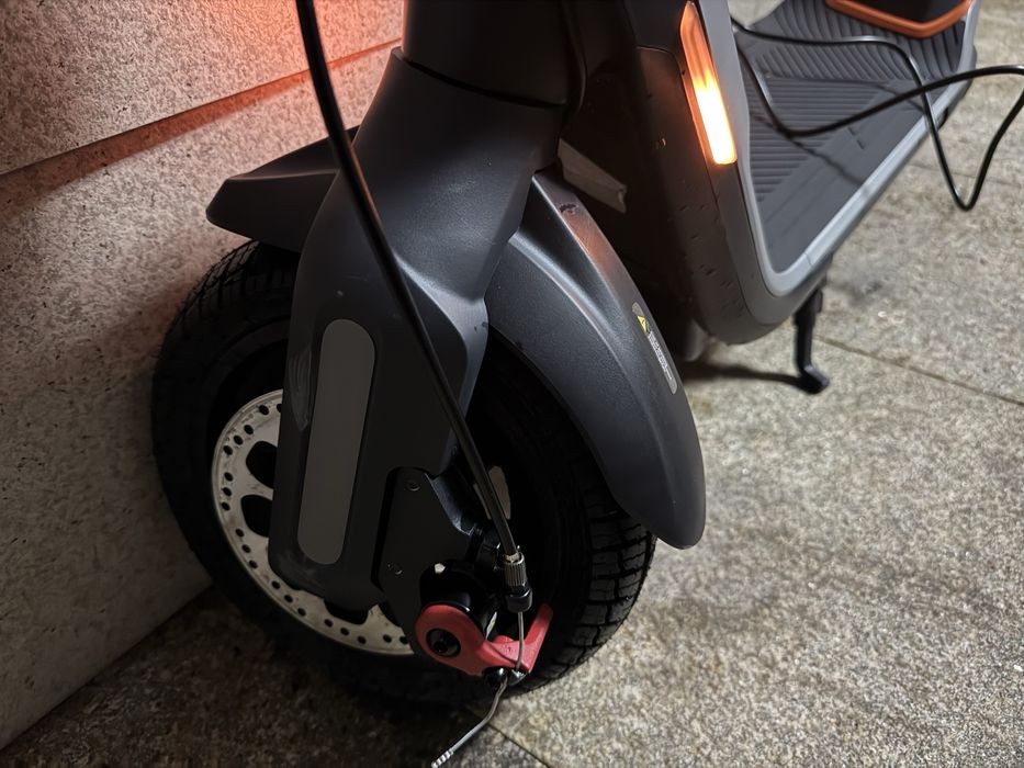 Электросамокат Ninebot P65U серый