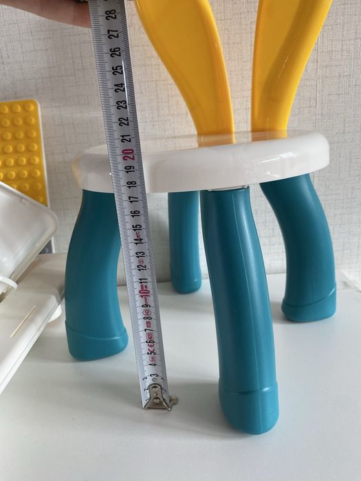 Комплект масичка, конструктор и столче - динозавър